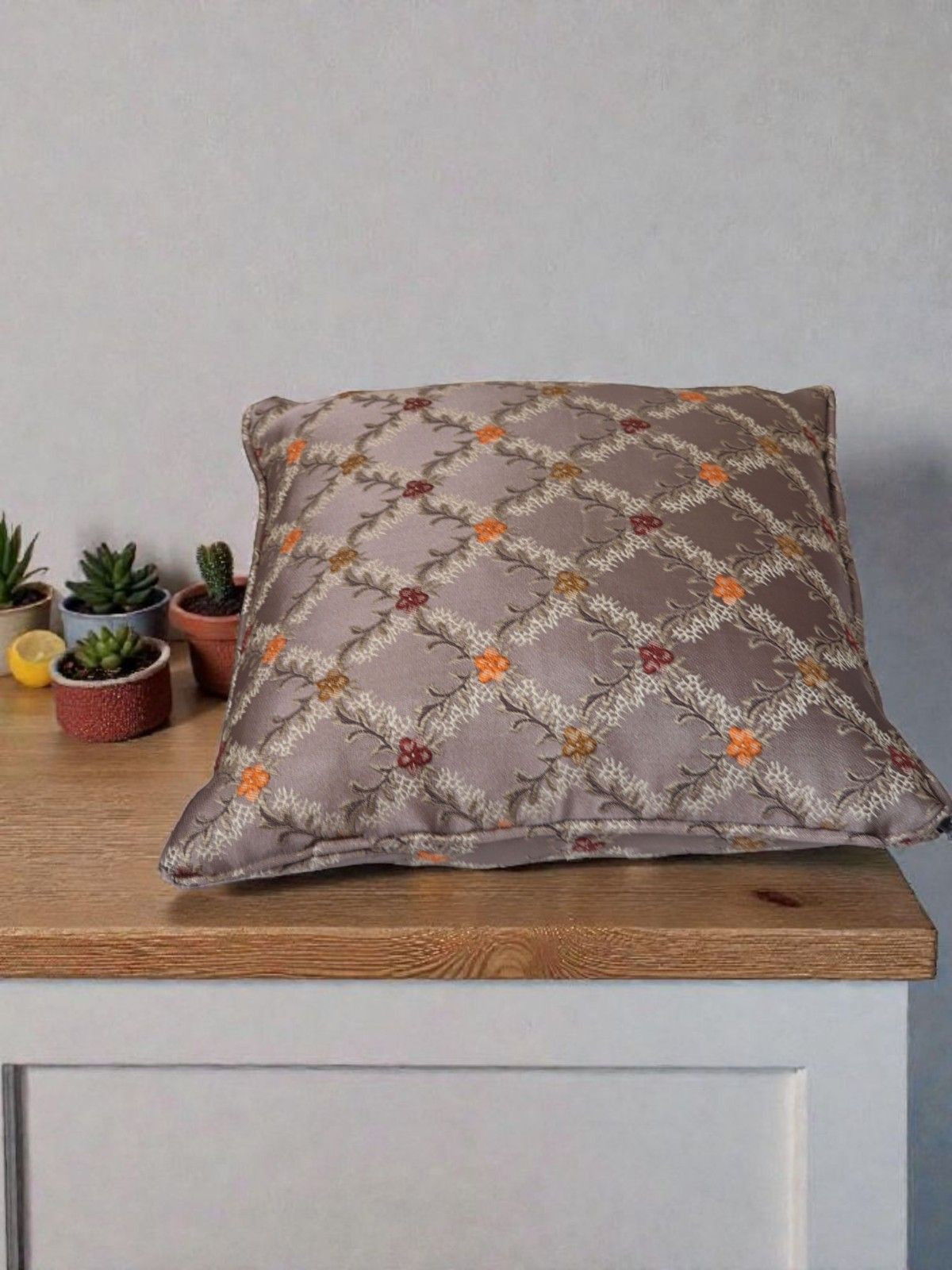 Jacquard  luxurious floral embroidery cushion cover
